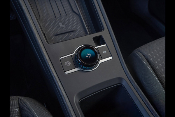 Volkswagen T-Roc 1.5 eTsi Automaat Life | Stoelverwarming | Camera | Adaptive Cruise