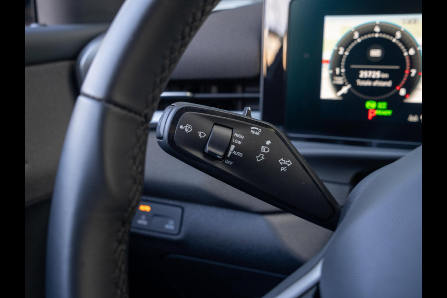 Volkswagen T-Roc 1.5 eTsi Automaat Life | Stoelverwarming | Camera | Adaptive Cruise
