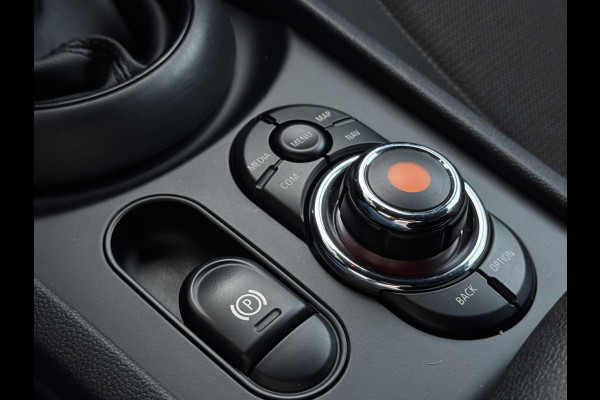 MINI Clubman 1.5 One Salt Business NL-AUTO | DEALER ONDERHOUDEN | CARPLAY