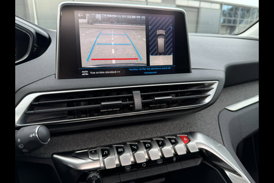 Peugeot 3008 1.2 PureTech Allure l PANO