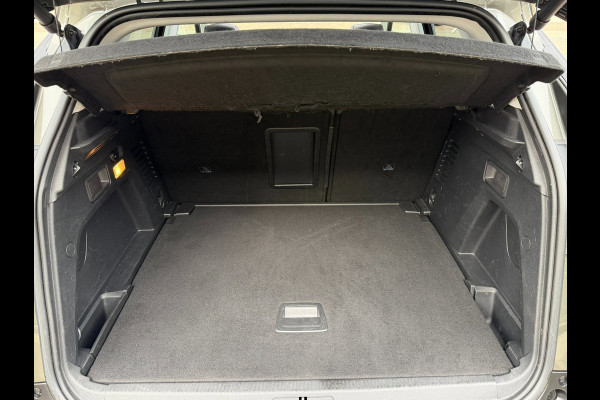 Peugeot 3008 1.2 PureTech Allure l PANO