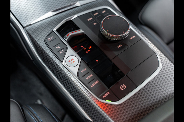 BMW 3 Serie Touring 330e M-Sport 292PK, Facelift, Shadow Line, Wide Screen, Voll Led, Navi, Adaptive Cruise, Voll Onderhoud