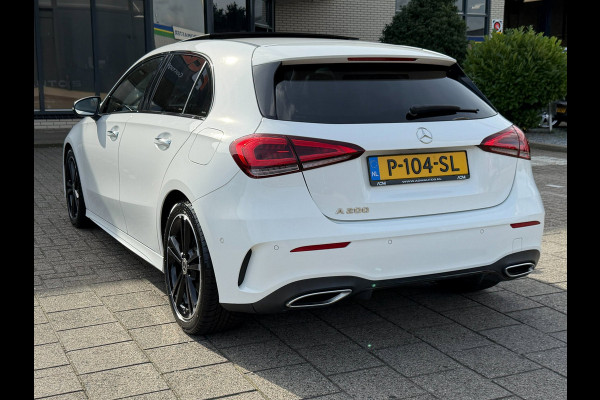 Mercedes-Benz A200 Premium AMG PAKKET l SFEERVERL. l PANO l TREKHAAK