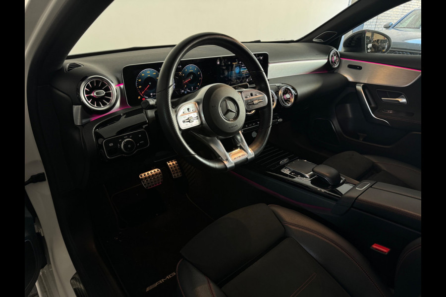 Mercedes-Benz A-Klasse 220 AMG Pano|Burmester|Cruise Control|Sfeer|Lane Assist