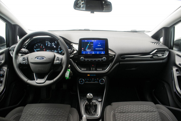 Ford Fiesta 1.0 EcoBoost 125PK Hybrid Titanium NL-auto [ Carplay LED Draadloze Telefoonlader Parkeersensoren Climate Control ]