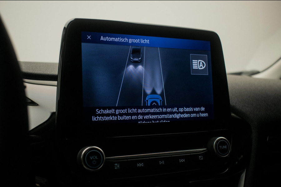 Ford Fiesta 1.0 EcoBoost 125PK Hybrid Titanium NL-auto [ Carplay LED Draadloze Telefoonlader Parkeersensoren Climate Control ]