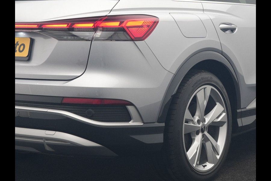 Audi Q4 e-tron 40 S Line 77 kWh 204pk Dealer O.H. | Panodak | Adaptive Cruise | Head Up | Camera | Matrix LED | Camera | Warmtepomp | Sportstoelen Memory & Verwarmd | Stuur Verwarmd | Apple Carplay | Navigatie | DAB |