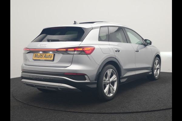 Audi Q4 e-tron 40 S Line 77 kWh 204pk Dealer O.H. | Panodak | Adaptive Cruise | Head Up | Camera | Matrix LED | Camera | Warmtepomp | Sportstoelen Memory & Verwarmd | Stuur Verwarmd | Apple Carplay | Navigatie | DAB |