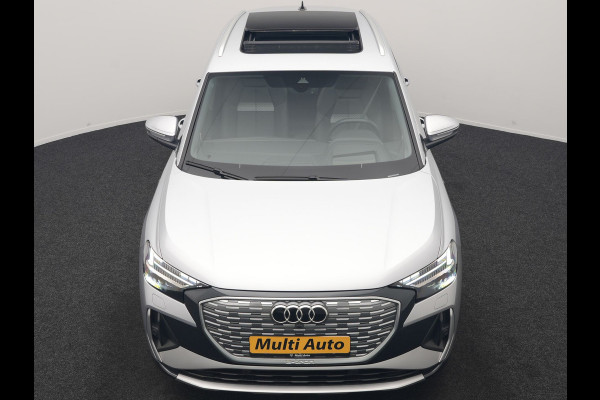 Audi Q4 e-tron 40 S Line 77 kWh 204pk Dealer O.H. | Panodak | Adaptive Cruise | Head Up | Camera | Matrix LED | Camera | Warmtepomp | Sportstoelen Memory & Verwarmd | Stuur Verwarmd | Apple Carplay | Navigatie | DAB |