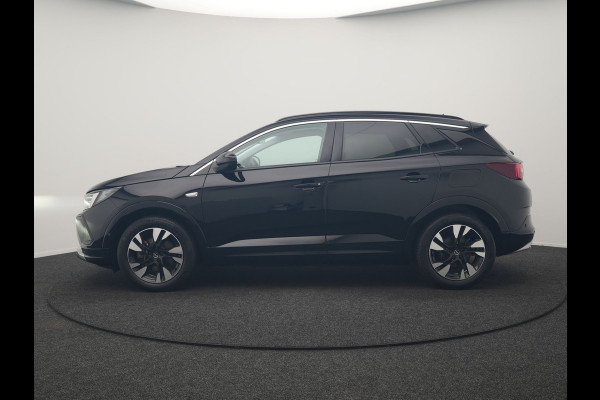Opel Grandland 1.6 Turbo Ultimate FACELIFT MODEL PHEV 225pk Dealer O.H. | Trekhaak Afn. | Adaptive Cruise | 360 Camera | Alcantara Sportstoelen & Stuur Verwarmd | BLIS | Keyless | Navigatie | DAB | Plug In Hybrid | Apple Carplay | Plug In Hybrid |