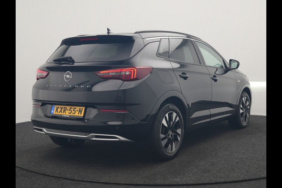 Opel Grandland 1.6 Turbo Ultimate FACELIFT MODEL PHEV 225pk Dealer O.H. | Trekhaak Afn. | Adaptive Cruise | 360 Camera | Alcantara Sportstoelen & Stuur Verwarmd | BLIS | Keyless | Navigatie | DAB | Plug In Hybrid | Apple Carplay | Plug In Hybrid |