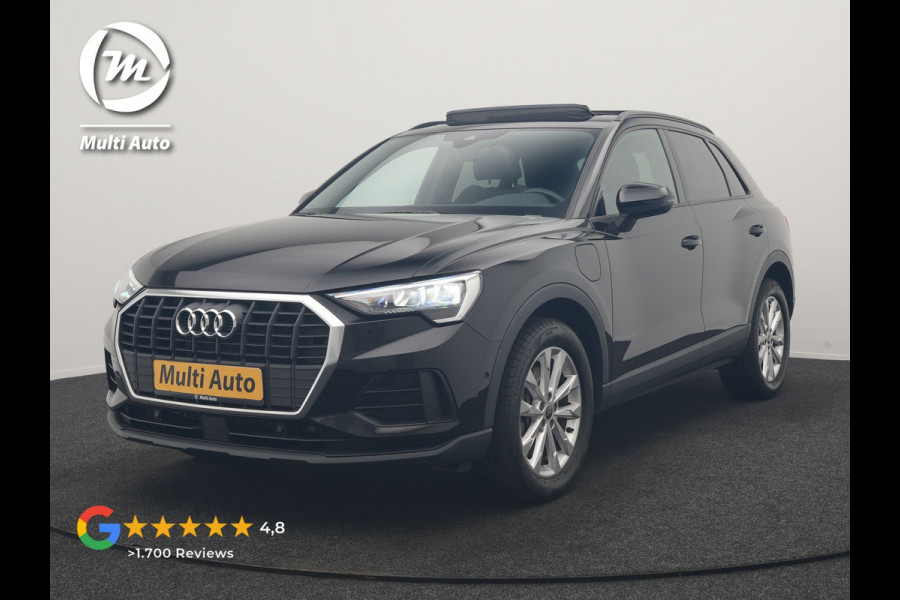 Audi Q3 45 TFSI e Business Edition PHEV 245pk Dealer O.H. | Panodak | Adaptive Cruise | Camera | Alcantara Sportstoelen Verwarmd | Sfeerverlichting | BLIS | Keyless | Apple Carplay | Navigatie | DAB | Plug In Hybrid |