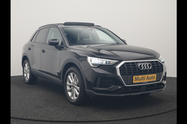 Audi Q3 45 TFSI e Business Edition PHEV 245pk Dealer O.H. | Panodak | Adaptive Cruise | Camera | Alcantara Sportstoelen Verwarmd | Sfeerverlichting | BLIS | Keyless | Apple Carplay | Navigatie | DAB | Plug In Hybrid |