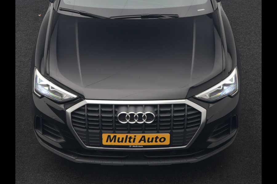 Audi Q3 45 TFSI e Business Edition PHEV 245pk Dealer O.H. | Panodak | Adaptive Cruise | Camera | Alcantara Sportstoelen Verwarmd | Sfeerverlichting | BLIS | Keyless | Apple Carplay | Navigatie | DAB | Plug In Hybrid |