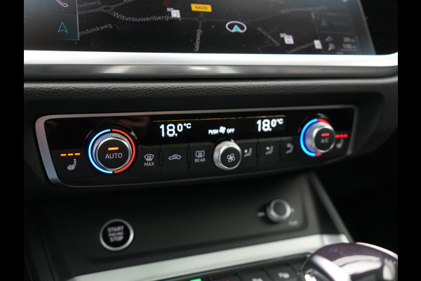 Audi Q3 45 TFSI e Business Edition PHEV 245pk Dealer O.H. | Panodak | Adaptive Cruise | Camera | Alcantara Sportstoelen Verwarmd | Sfeerverlichting | BLIS | Keyless | Apple Carplay | Navigatie | DAB | Plug In Hybrid |