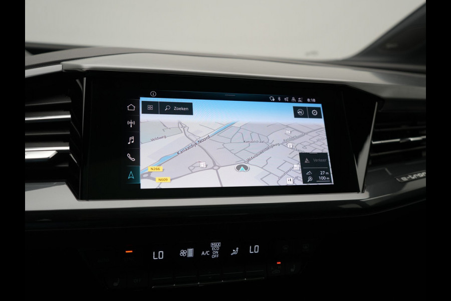 Audi Q4 e-tron 35 2x S Line 55 kWh 170pk Dealer O.H. | Panodak | Lederen Sportstoelen Memory | Adaptive Cruise | Head Up | 360 Camera | Sonos Audio | Matrix LED | Keyless | Blis | Apple Carplay | Navigatie | DAB |