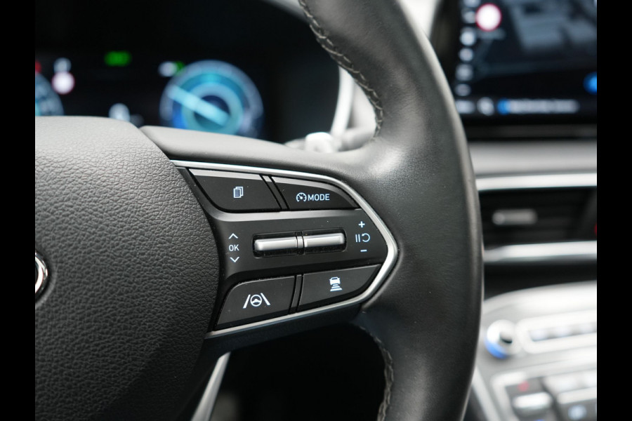 Hyundai Santa Fe 1.6 T-GDI PHEV Premium Sky 266pk Dealer O.H. | Panodak | Adaptive Cruise | Head Up | 360 Camera | Krell Audio | Lederen Sportstoelen Memory & Ventilatie | Keyless | Blis | Stoelen & Stuur Verwarmd | Apple Carplay | Navigatie |  DAB | Plug In Hybrid |
