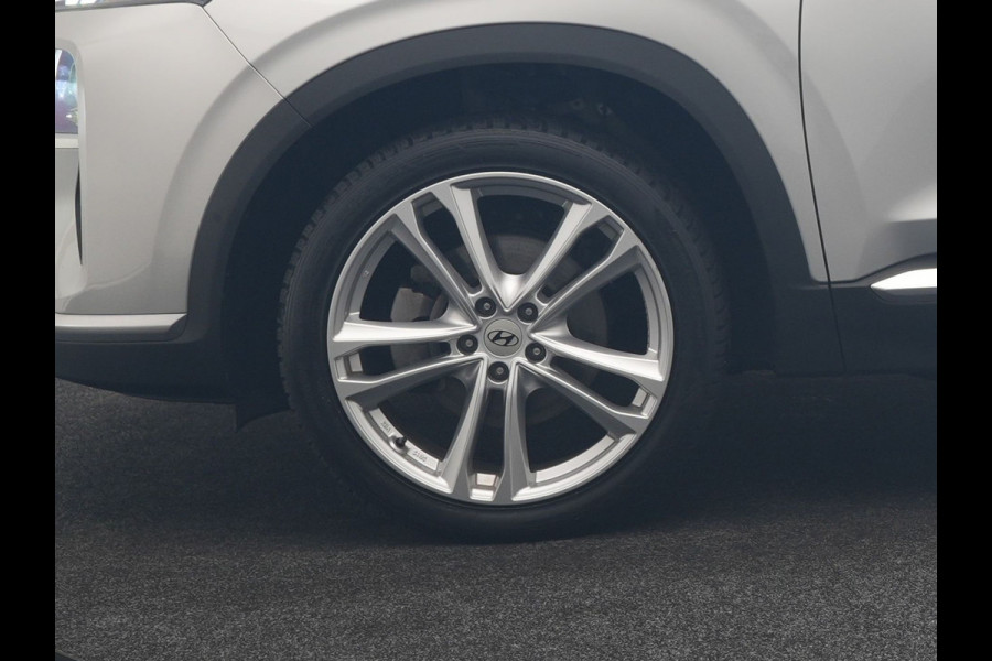 Hyundai Santa Fe 1.6 T-GDI PHEV Premium Sky 266pk Dealer O.H. | Panodak | Adaptive Cruise | Head Up | 360 Camera | Krell Audio | Lederen Sportstoelen Memory & Ventilatie | Keyless | Blis | Stoelen & Stuur Verwarmd | Apple Carplay | Navigatie |  DAB | Plug In Hybrid |