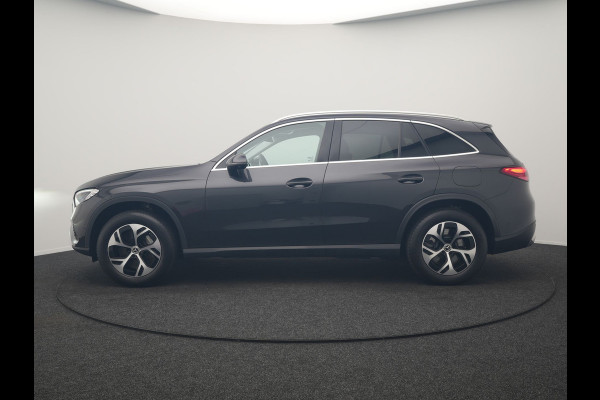 Mercedes-Benz GLC 300e 4MATIC Luxury Line PHEV 313pk Dealer O.H. | Trekhaak Af Fabriek | Adaptive Cruise | 360 Camera | Head Up | Sportstoelen Memory & Verwarmd | BLIS | Apple Carplay | Sfeerverlichting | Navigatie | DAB | Plug In Hybrid |