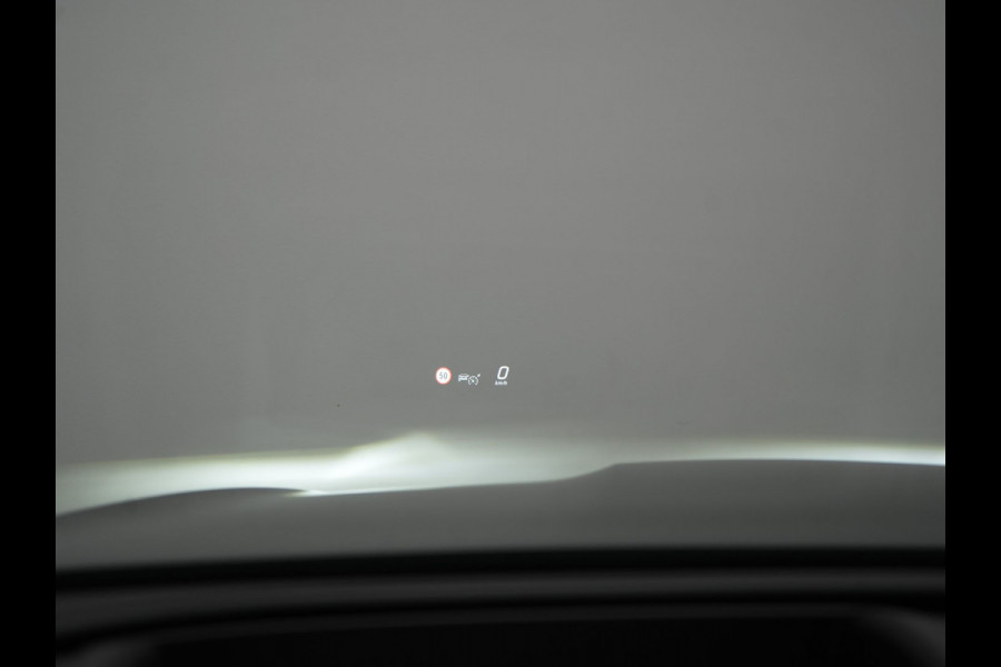 Mercedes-Benz GLC 300e 4MATIC Luxury Line PHEV 313pk Dealer O.H. | Trekhaak Af Fabriek | Adaptive Cruise | 360 Camera | Head Up | Sportstoelen Memory & Verwarmd | BLIS | Apple Carplay | Sfeerverlichting | Navigatie | DAB | Plug In Hybrid |