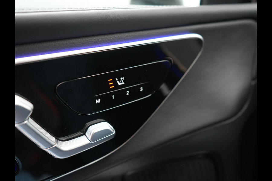 Mercedes-Benz GLC 300e 4MATIC Luxury Line PHEV 313pk Dealer O.H. | Trekhaak Af Fabriek | Adaptive Cruise | 360 Camera | Head Up | Sportstoelen Memory & Verwarmd | BLIS | Apple Carplay | Sfeerverlichting | Navigatie | DAB | Plug In Hybrid |