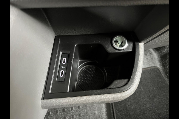 Volkswagen Transporter Automaat DSG Servicewagen 2.0 TDI 150pk L2H1 3Persoons Sortimo Inrichting, Airco, Navigatie, RIJKLAARPRIJS!