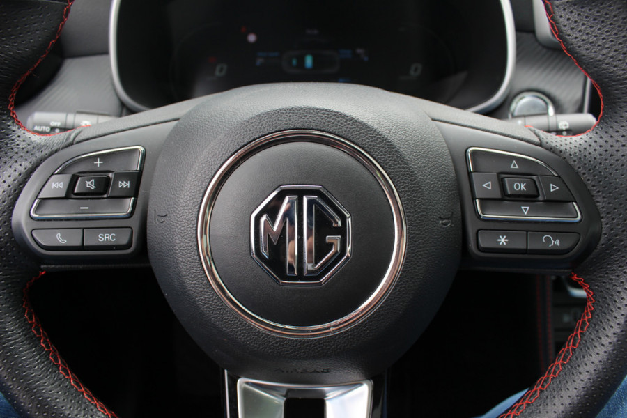 MG Mg zs ev EV Long Range Luxury 70 kWh / Panoramadak / Camera / Leder / CarPlay / Keyless / 17'' / Stoelverwarming / Dodehoek / DAB / ACC