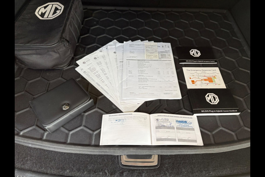 MG EHS 1.5 TGDI Luxury Pano,Trekhaak,Dealer onderh.