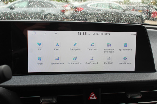 Kia Ev6 Light Edition 58 kWh / SOH 100% / Camera / Navigatie / Keyless / 19'' / DAB  / Stuur+Stoelverwarming / Dodehoek / ACC