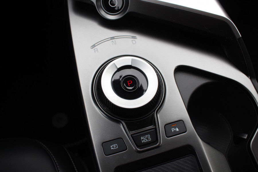 Kia Ev6 Light Edition 58 kWh / SOH 100% / Camera / Navigatie / Keyless / 19'' / DAB  / Stuur+Stoelverwarming / Dodehoek / ACC