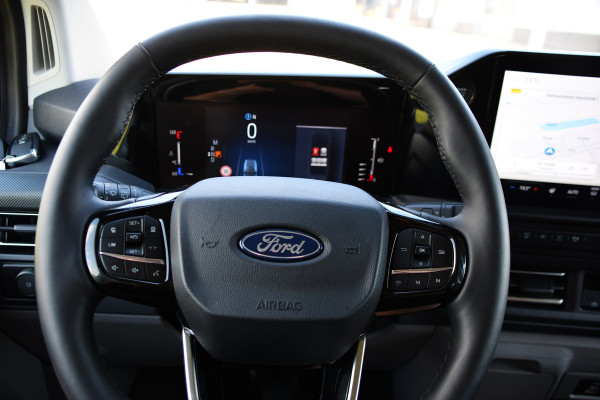 Ford Transit Custom 300 2.0 TDCI L1H1 DC Limited PB Edition Adaptieve Cruise, Camera, Carplay, LED, Stoelverwarming, 2 x Schuifdeur, Automaat, Stuurverwarming, Trekhaak, 170pk, Uniek!