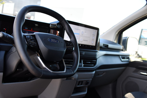 Ford Transit Custom 300 2.0 TDCI L1H1 DC Limited PB Edition Adaptieve Cruise, Camera, Carplay, LED, Stoelverwarming, 2 x Schuifdeur, Automaat, Stuurverwarming, Trekhaak, 170pk, Uniek!