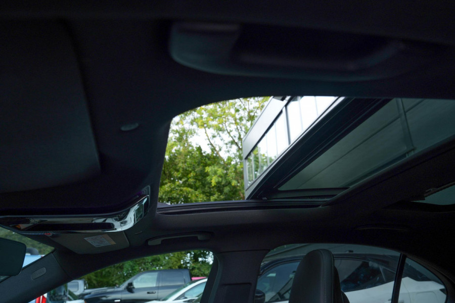 Mercedes-Benz C-Klasse 300 e Business Solution Luxury |Pano|360 Camera|Memory|