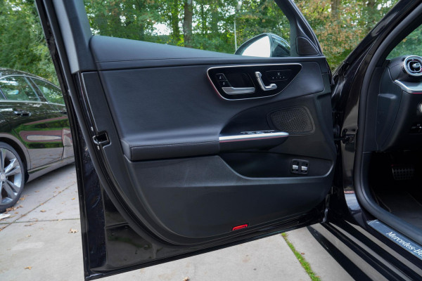Mercedes-Benz C-Klasse 300 e Business Solution Luxury |Pano|360 Camera|Memory|