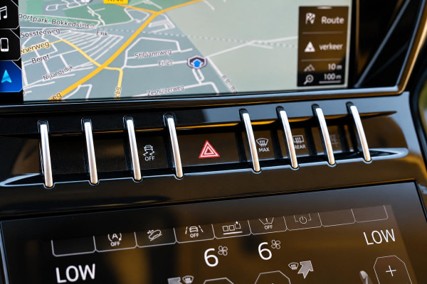 Lamborghini Urus 4.0 V8 |MANSORY Venatus EVO S P900 1 of 1|Pano|HUD|24''|B&O|