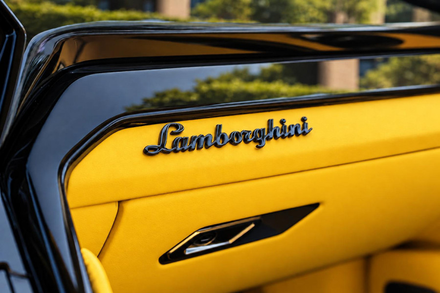 Lamborghini Urus 4.0 V8 |MANSORY Venatus EVO S P900 1 of 1|Pano|HUD|24''|B&O|