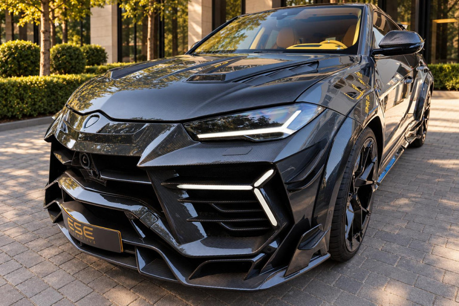 Lamborghini Urus 4.0 V8 |MANSORY Venatus EVO S P900 1 of 1|Pano|HUD|24''|B&O|