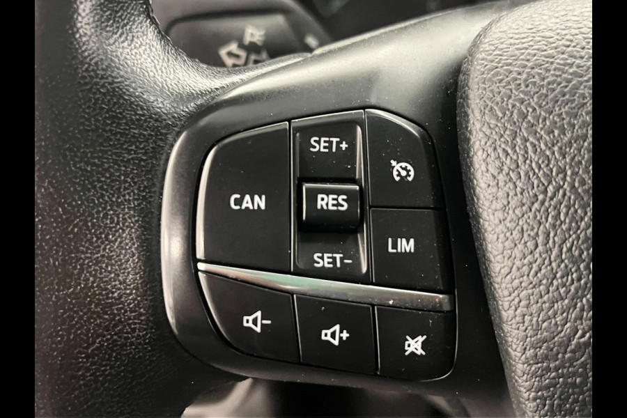 Ford Transit Custom 280 2.0 TDCI L1H1 Trend Airco Standkachel Stoelverwarming Achterklep Trekhaak Parkeersensoren DAB+