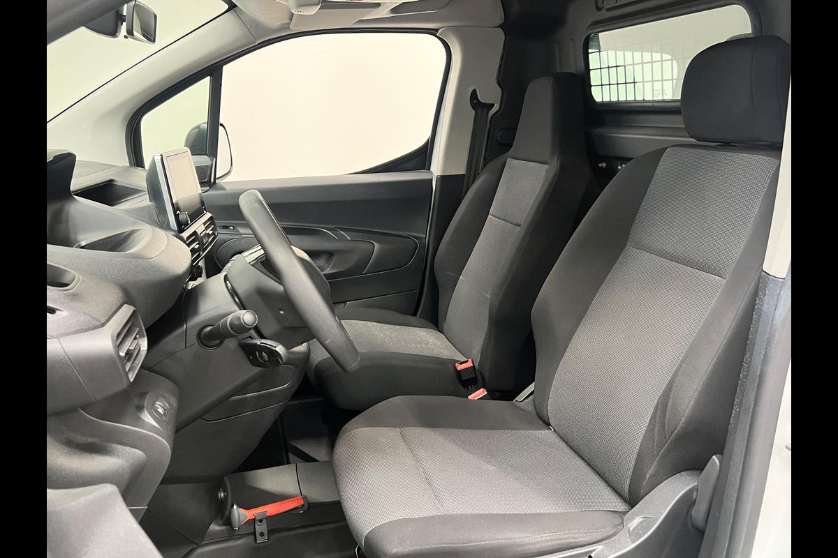 Peugeot Partner 1.2 PureTech Premium Airco Navi Cruise Control Parkeersensoren achter Nederlandse auto met historie