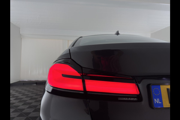 BMW 5 Serie 520d Business Edition Plus (INCL.BTW) Aut. *LEATHER | LASER-LED | HARMAN/KARDON | ADAPTIVE-CRUISE | BLIND-SPOT | MEMORY-PACK | CAMERA | DIGI-COCKPIT | AMBIENT-LIGHT | DAB+ | NAVI-FULLMAP | ECC | PDC | 18''ALU*