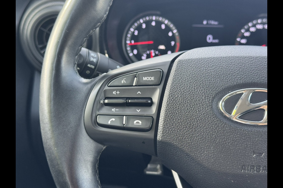 Hyundai i10 1.0 Comfort | Apple Carplay/Android Auto, Camera, Stoel + Stuurverwarming, Cruise, Climate, DAB |