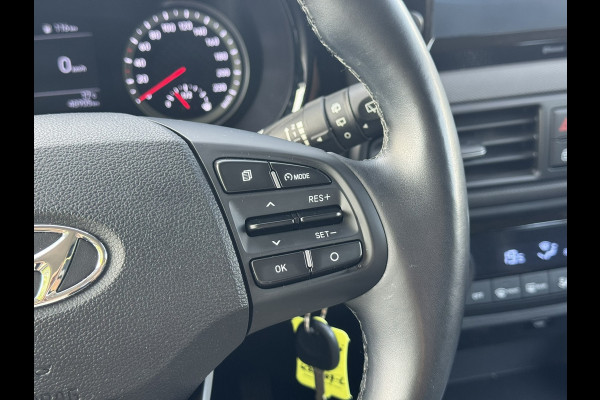 Hyundai i10 1.0 Comfort | Apple Carplay/Android Auto, Camera, Stoel + Stuurverwarming, Cruise, Climate, DAB |