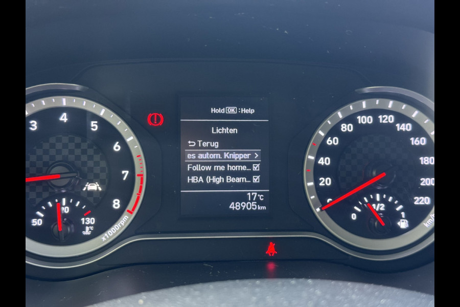 Hyundai i10 1.0 Comfort | Apple Carplay/Android Auto, Camera, Stoel + Stuurverwarming, Cruise, Climate, DAB |