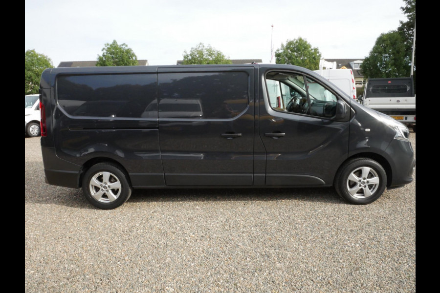 Renault Trafic 2.0 dCi 120PK L2H1 Airco Trekhaak Camera Cruise