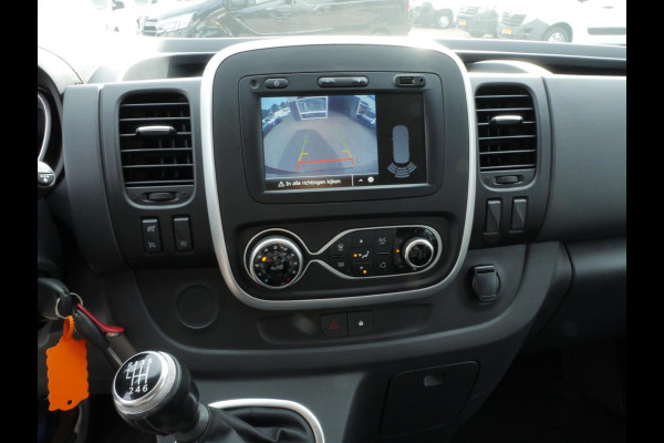 Renault Trafic 2.0 dCi 120PK L2H1 Airco Trekhaak Camera Cruise