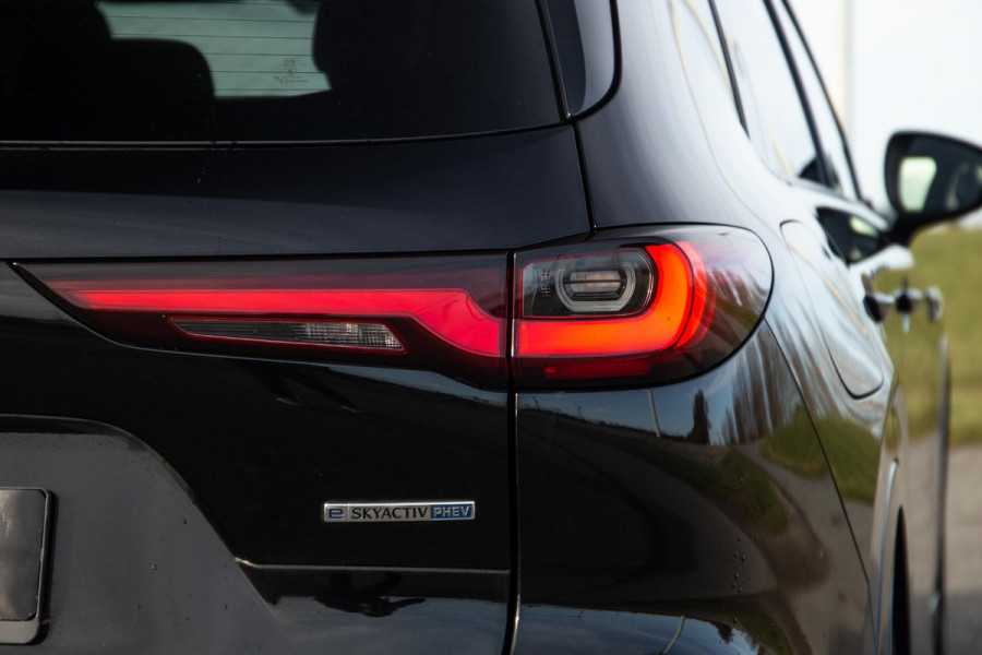 Mazda CX-60 2.5 e-SkyActiv PHEV CAMERA / STOELVERWARMING + KOELING / CARPLAY / ADAPTIVE CRUISE