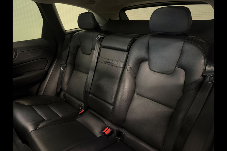 Volvo XC60 2.0 Recharge T6 AWD Inscription | PANO | LEDER | H&K | 360 CAMERA
