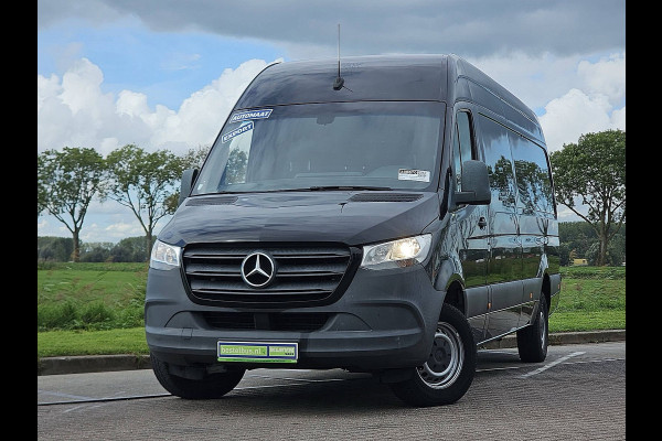 Mercedes-Benz Sprinter 319 3.0 V6 L3H2 EURO6 Airco, Standkachel, Navi, Camera, Climatecontrol, Dodehoek detectie,
