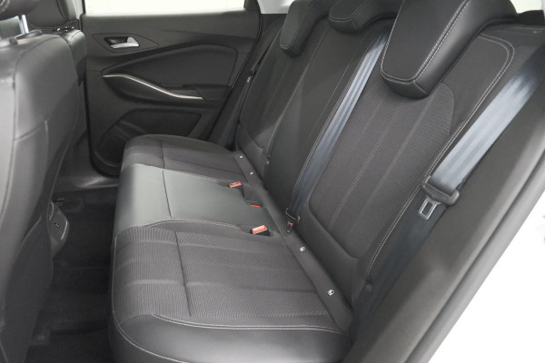 Opel Grandland 1.6 Turbo Plug-In Hybrid GS 225 | Adaptieve Cruise Control | Stuurverwarming | Navigatie
