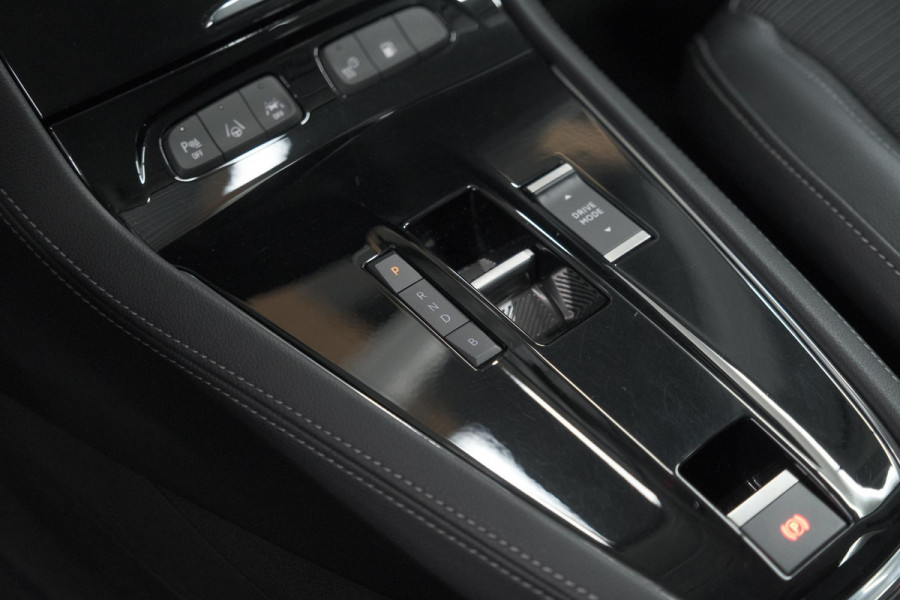 Opel Grandland 1.6 Turbo Plug-In Hybrid GS 225 | Adaptieve Cruise Control | Stuurverwarming | Navigatie
